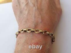 Mens 9ct gold antique patterned belcher bracelet length 8 weight 12.8 grams