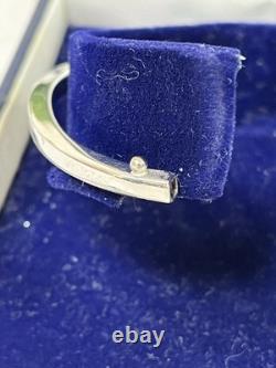 Modernist 375 9ct White Gold Wave Shaped Bangle Hinged Bracelet Rhodium Plated