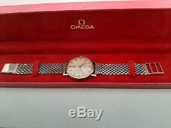 Omega Geneve 9ct gold men's watch with 9ct gold bracelet and Omega box
