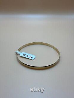 Pre Owned 9ct Yellow Gold D Shaped Solid Bangle SC217