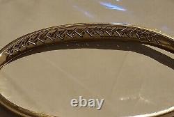 STUNNING 9ct 375 Gold Diamond Bangle. 15ct 10grams Will Fit Up to 7 Inch Wrist