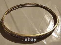 STUNNING 9ct 375 Gold Diamond Bangle. 15ct 10grams Will Fit Up to 7 Inch Wrist