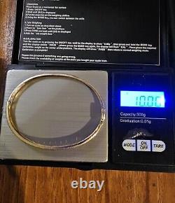 STUNNING 9ct 375 Gold Diamond Bangle. 15ct 10grams Will Fit Up to 7 Inch Wrist