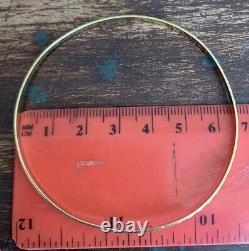 Solid 9ct Yellow Gold Bangle Bracelet. Vintage 1960s. 4.0 grams