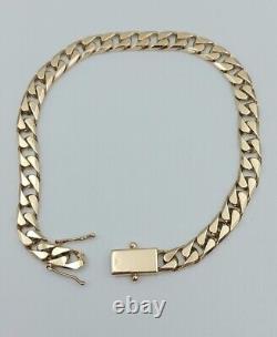 Solid 9ct gold bracelet. 15.88 grams