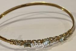 Stunning 9ct gold diamond And Aquamarine Bangle, bracelet, 4.9 gr