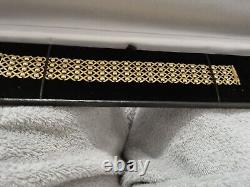 Stunning Solid 9ct Gold Bracelet Square and Diamond Design