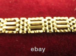 Superb Solid 9ct Gold Fancy Bracelet Weight 13.7 Grams