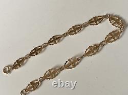 VINTAGE 9CT GOLD BRACELET NO BANGLE lightweight