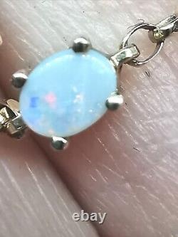 Vintage 9ct gold 1.3ct opal bracelet 2.2g Hallmarked 9ct, 375. Length 7.5 inches