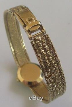 Vintage Omega 9ct yellow gold 1972 ladies manual bracelet watch (Boxed)