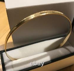 Women's 9ct Solid Yellow Gold Bracelet ladies plain Slave Bangle. 6.1grams